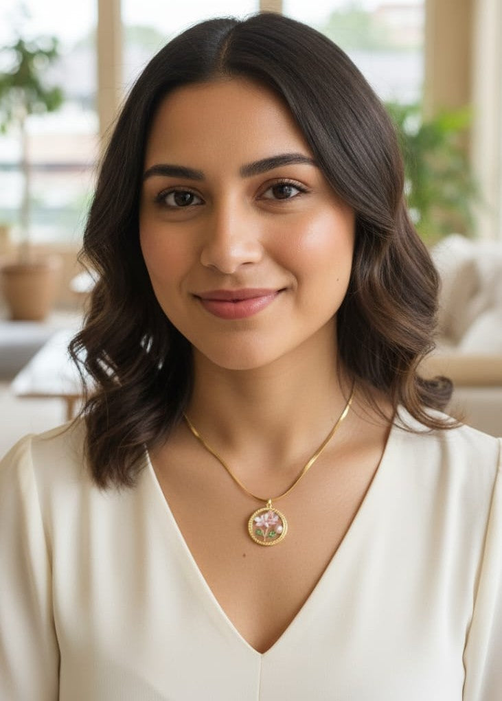 Anti-Tarnish - Elegance and Nature symbolize Pendant