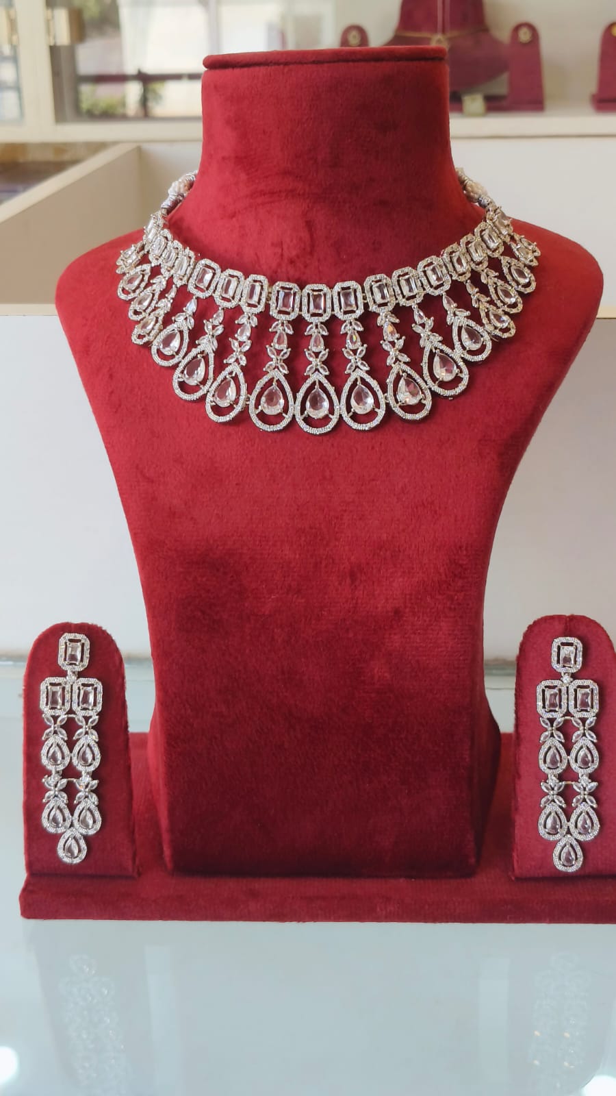 Premium Quality American Diamond Necklace Emerald Green / White