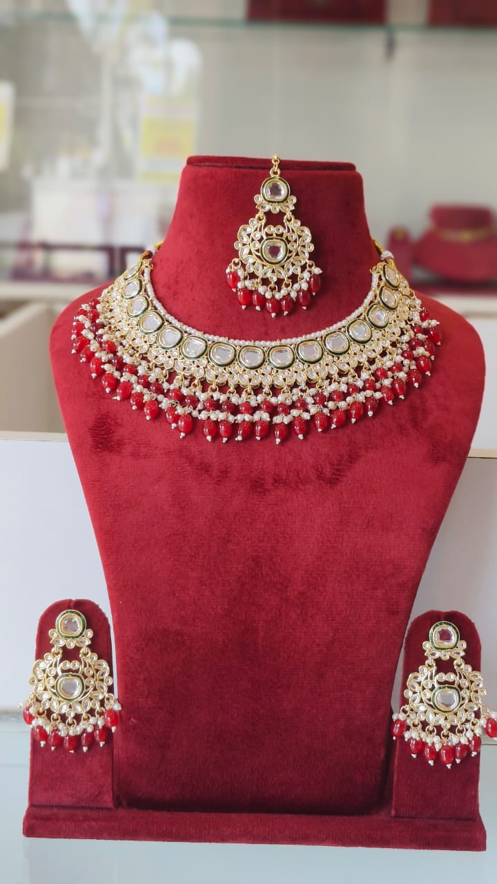 Kundan / Masonite Beads Necklace