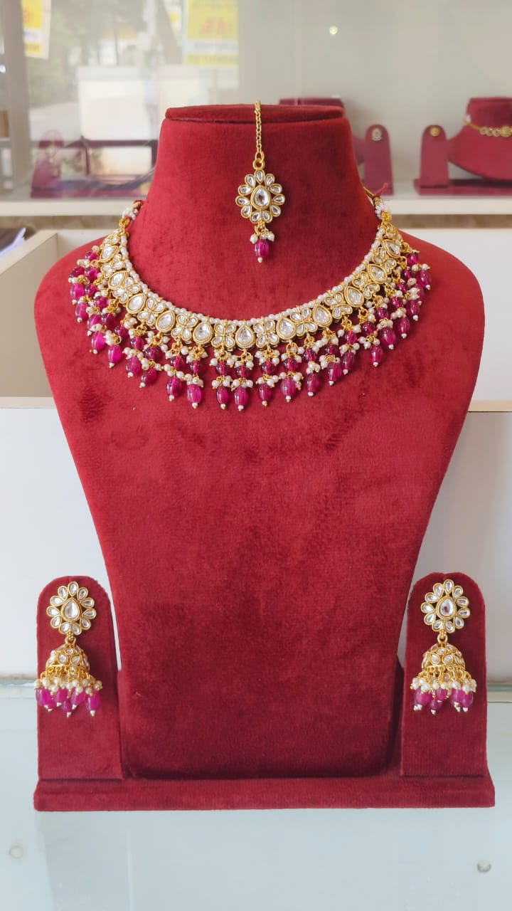 Kundan / Masonite Beads Necklace