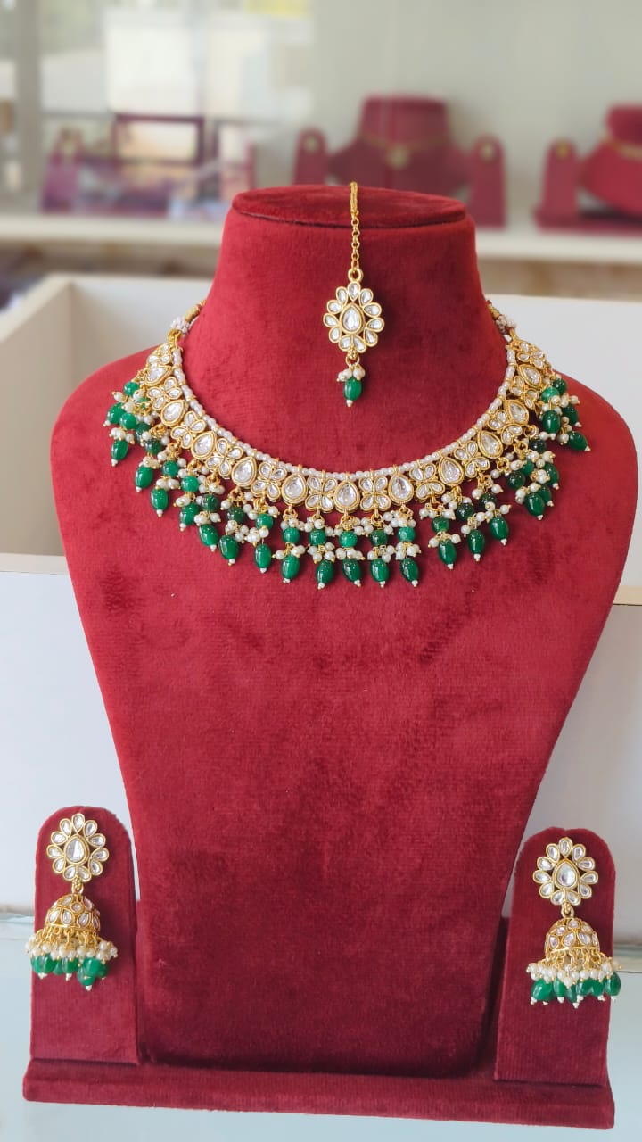 Kundan / Masonite Beads Necklace