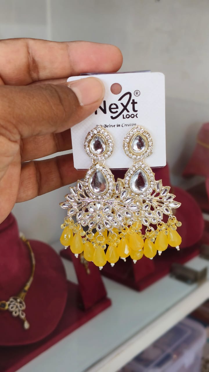 Beautiful Kundan Stone Dangle Earring