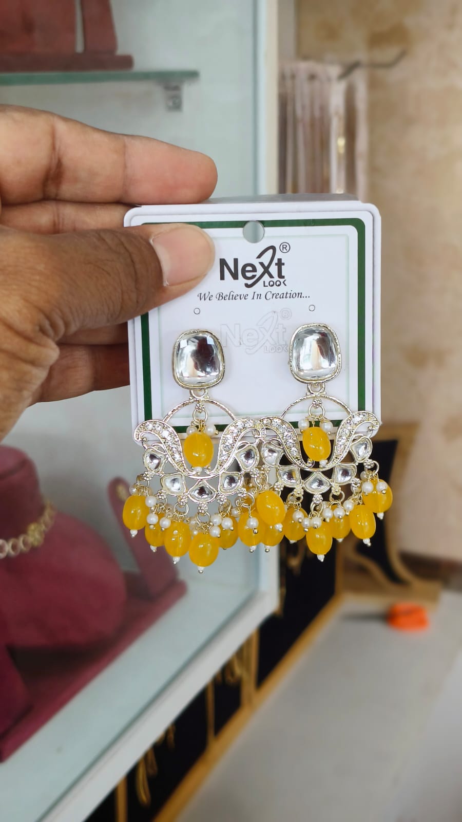 Gorgeous Kundan Dangle Earring