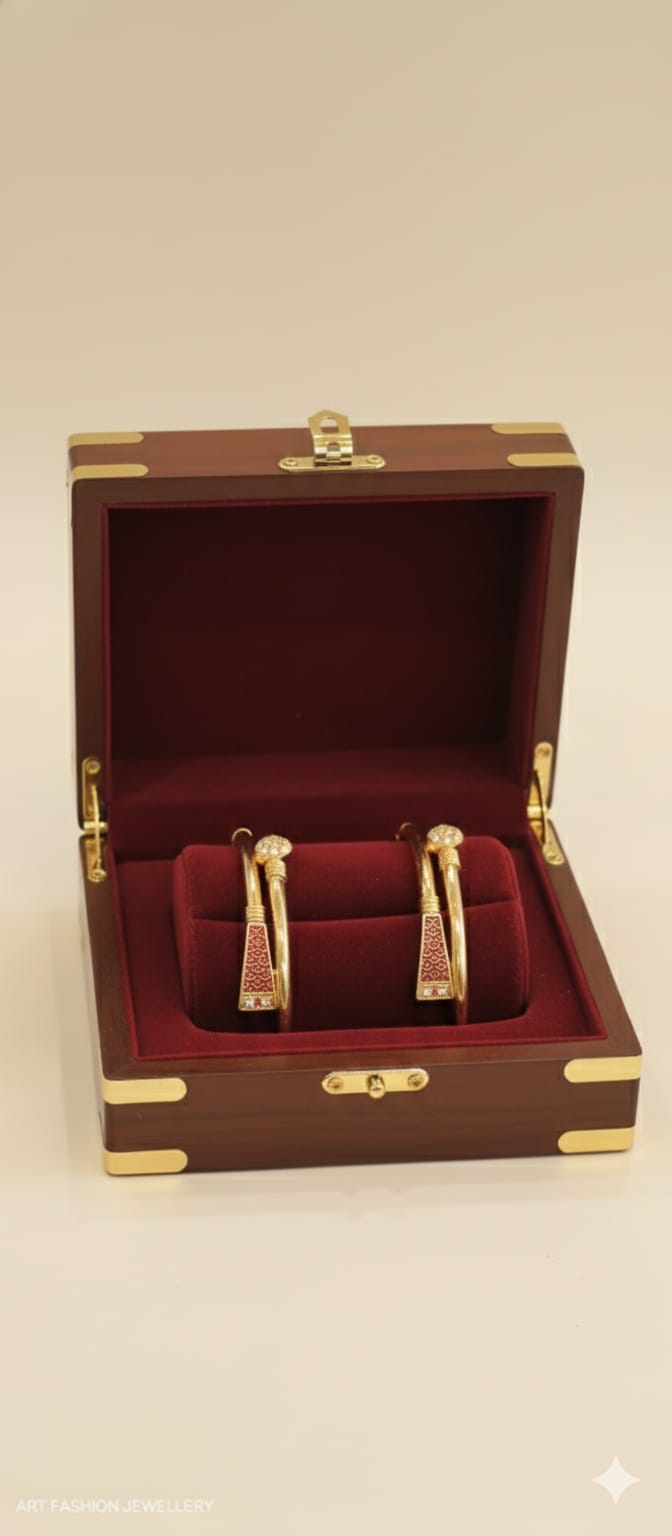 Dazzle 22kGold Plated Kada/Bangle
