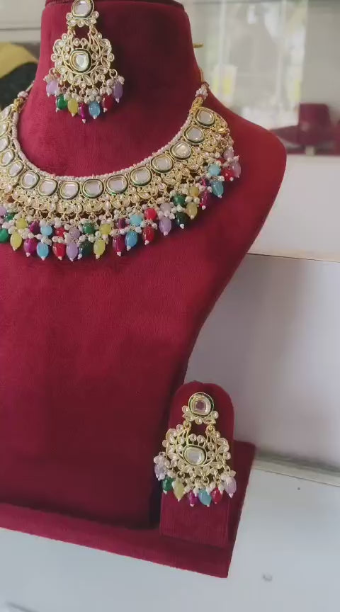 Kundan / Masonite Beads Necklace